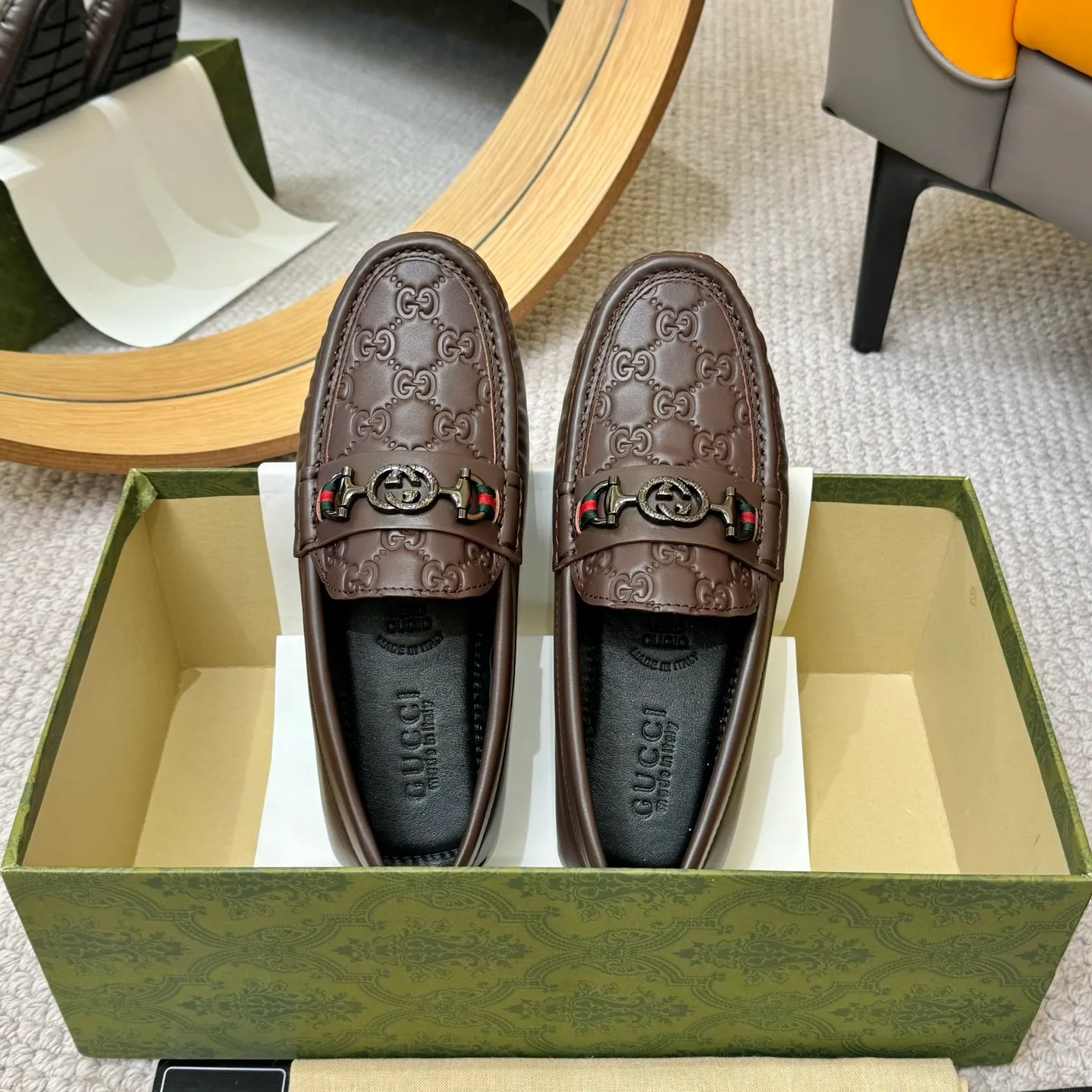 Men's shoes 💰420 (Yangli) Gucci* - the top version of Gucci classic beanie shoes! It is made of imported original cowhide and has a comfortable first layer of sheepskin lining! Original wear-resistant rubber outsole! High quality products! Size 38-46, with shoe dial, cloth bag, card